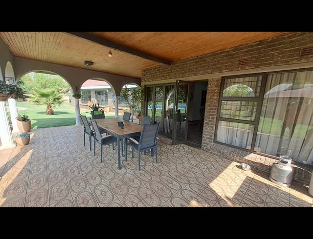 4 BEDROOM HOUSE FOR SALE IN THREE RIVERS EAST